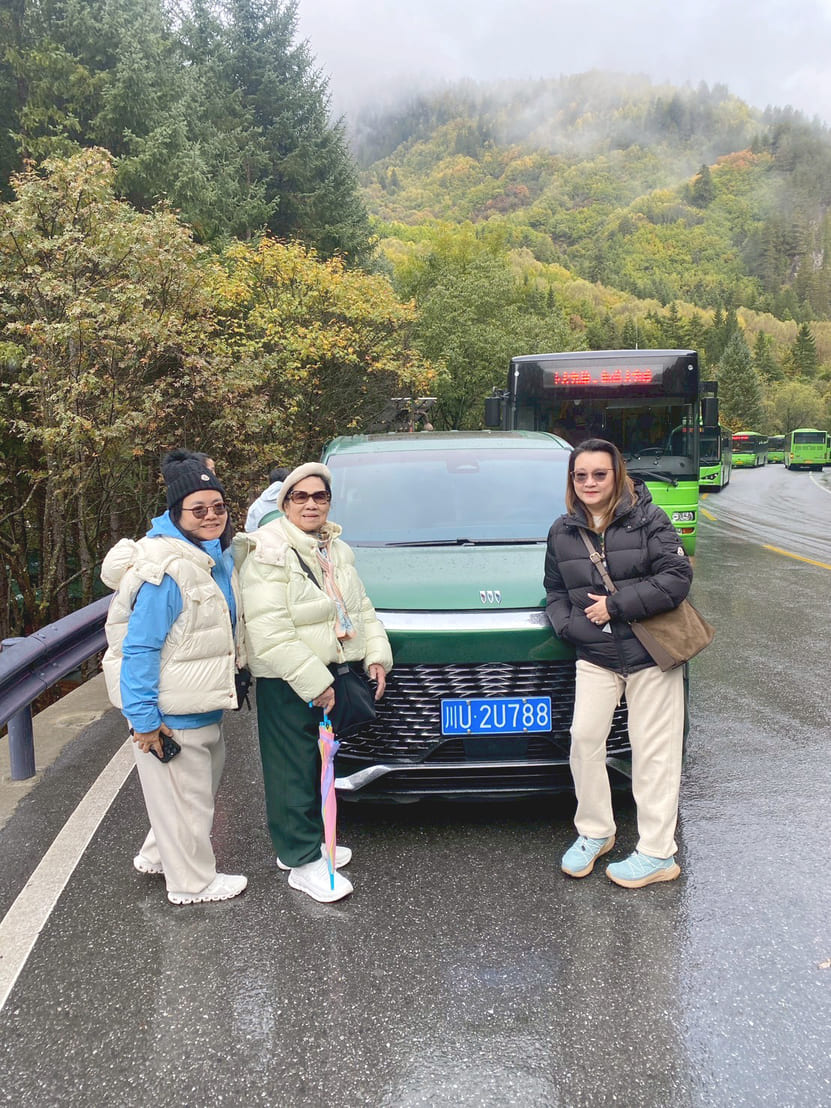 LINE_ALBUM_October 2025_251223_141_0