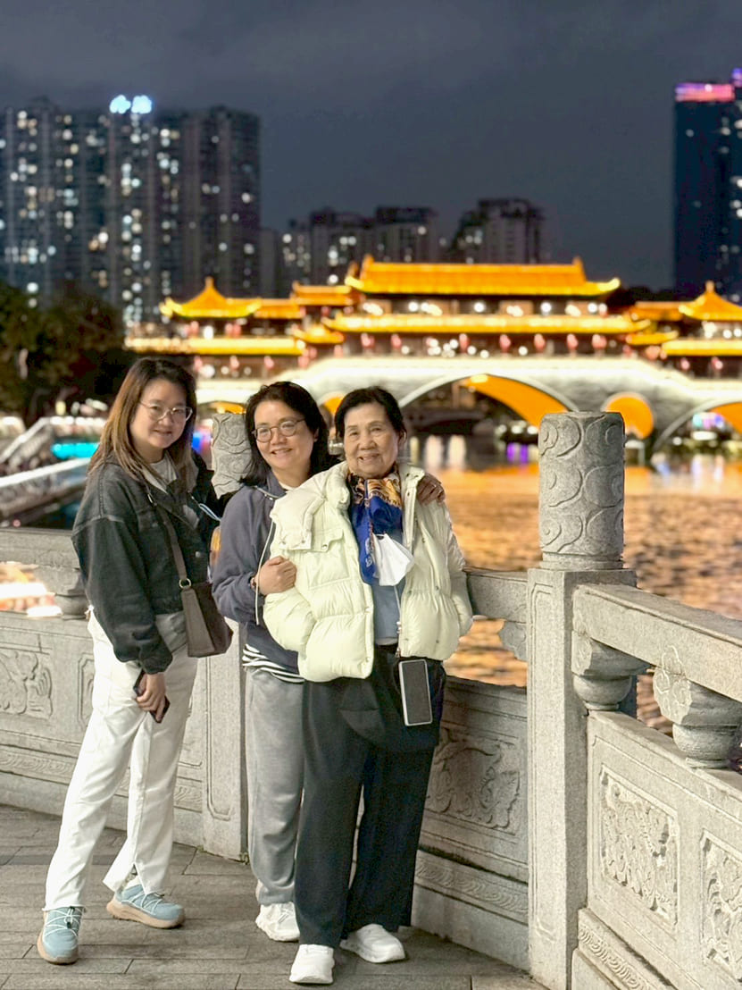 LINE_ALBUM_October 2025_251223_265_0