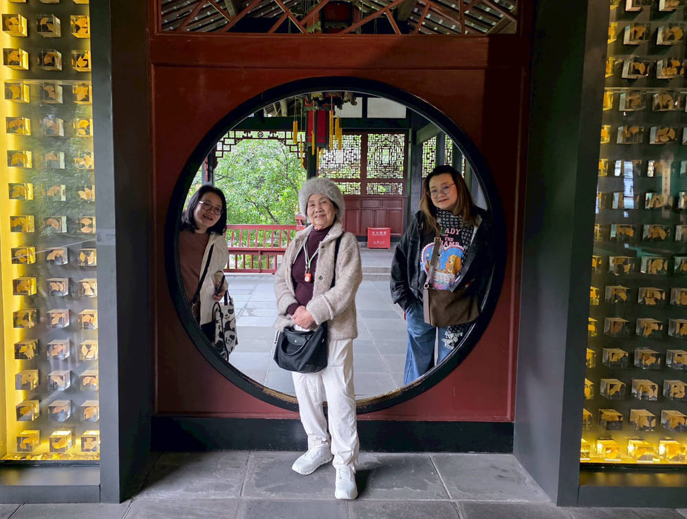 LINE_ALBUM_October 2025_251223_344_0