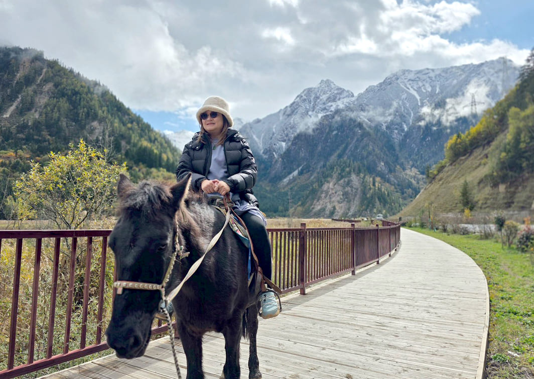 LINE_ALBUM_October 2025_251223_358_0