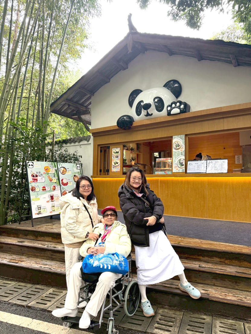 LINE_ALBUM_October 2025_251223_74_0